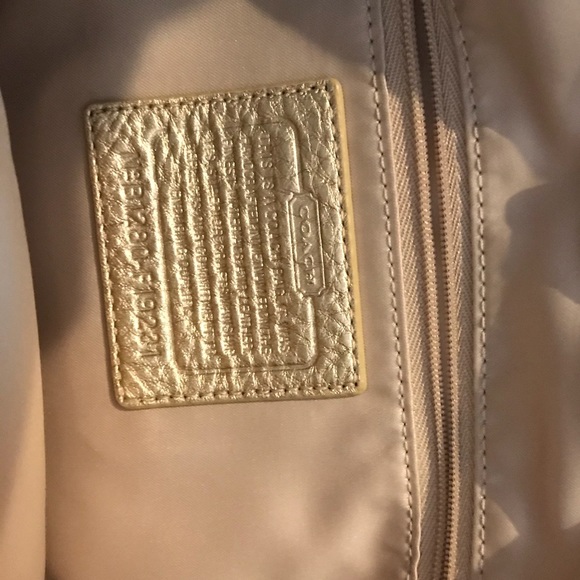 Coach Logo Bag - Cream - Picture 3 of 5